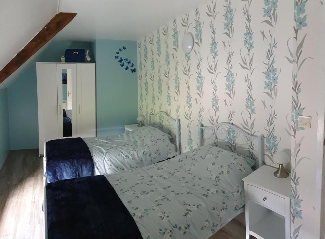 Holiday home Charming Traditional 2-bed Near