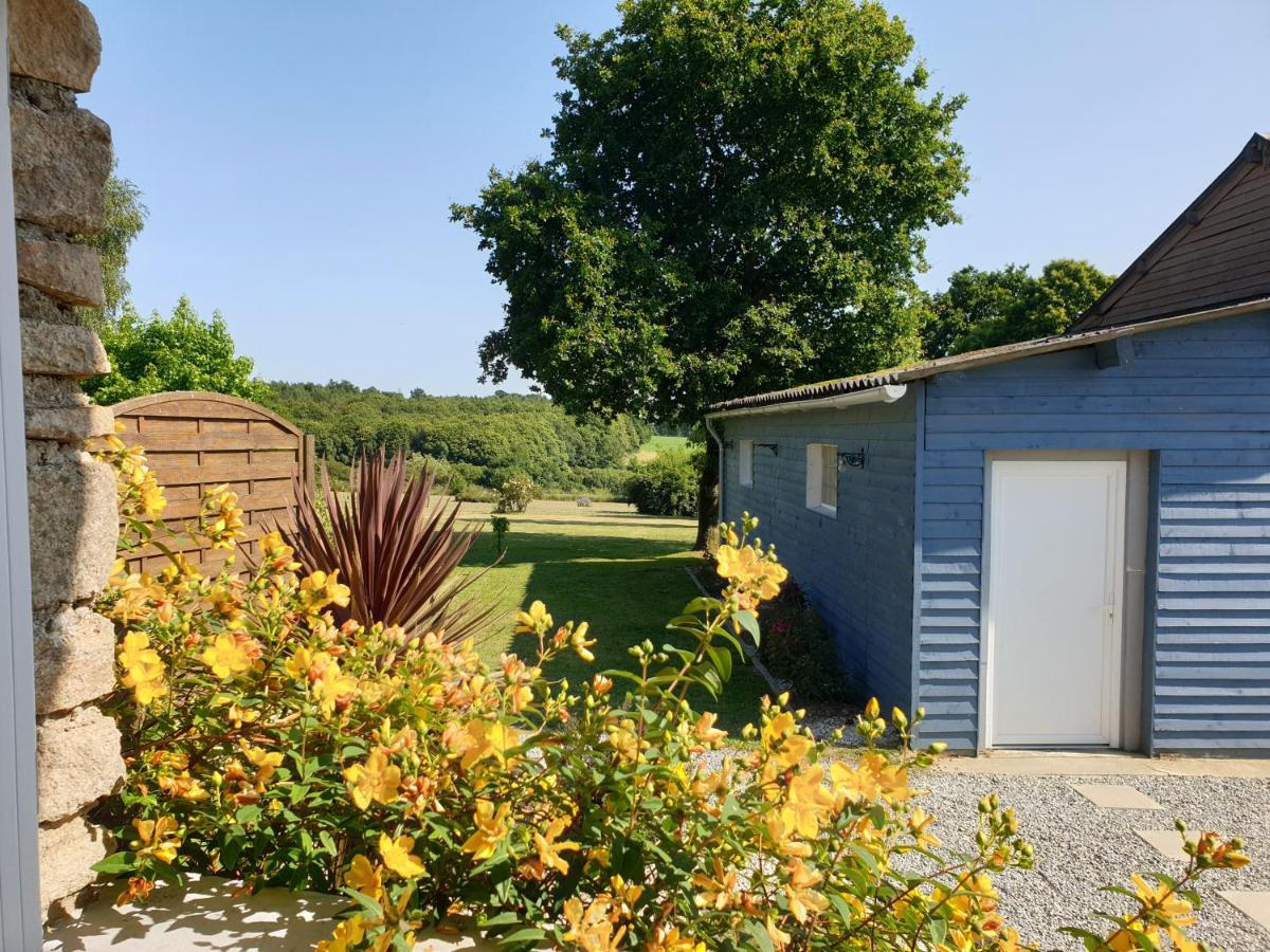 Holiday home Charming Traditional 2-bed Near